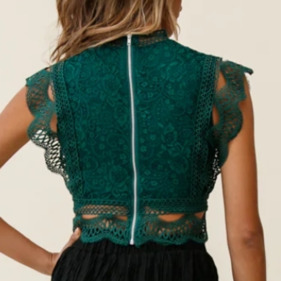 Forest Green Lace Crop Top - Picture 2 of 2
